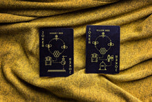 Įkelti vaizdą į galerijos rodinį, Ellusionist Kortos Killer Bees V2