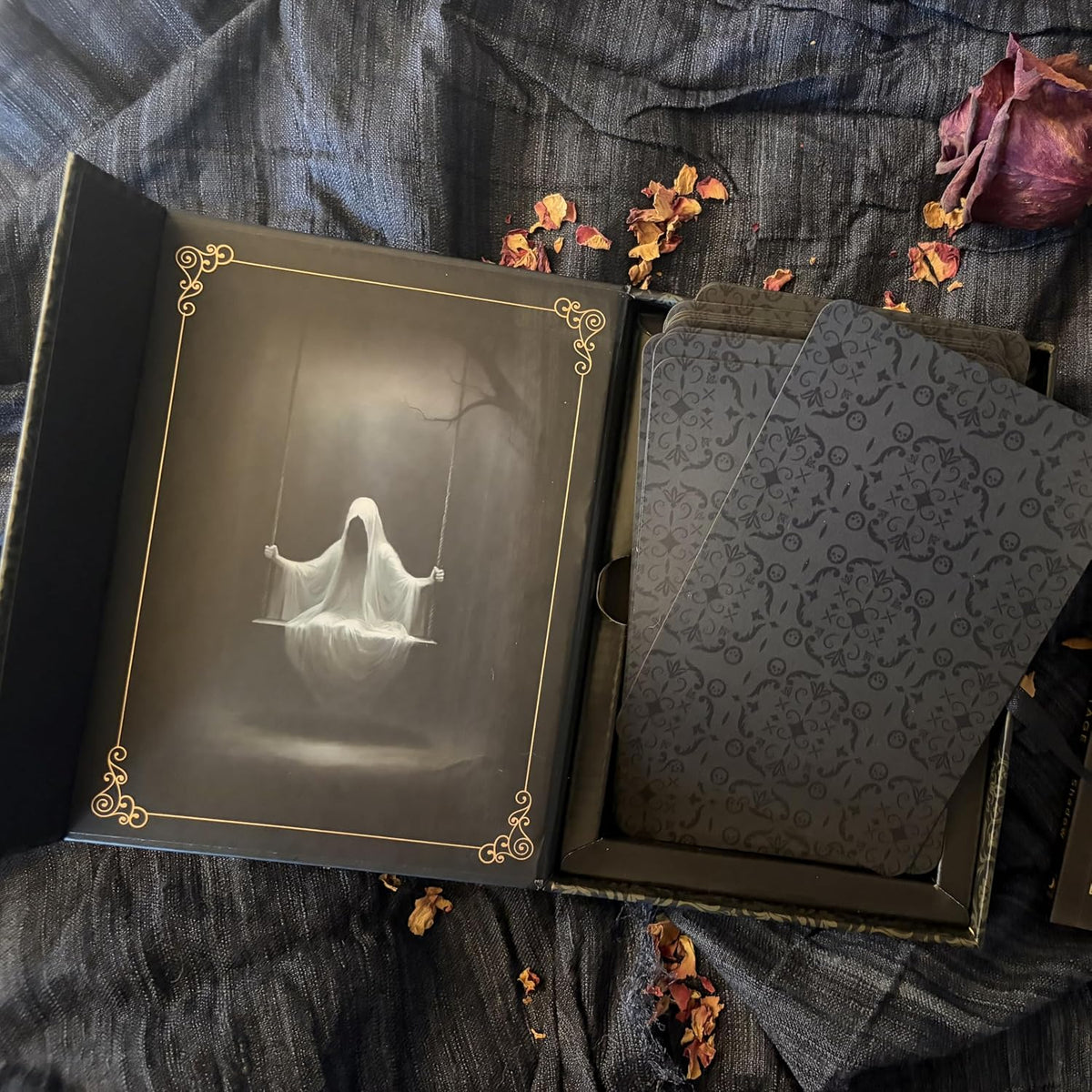Haunted Cottage Oracle - orakulo kortos | Llewellyn
