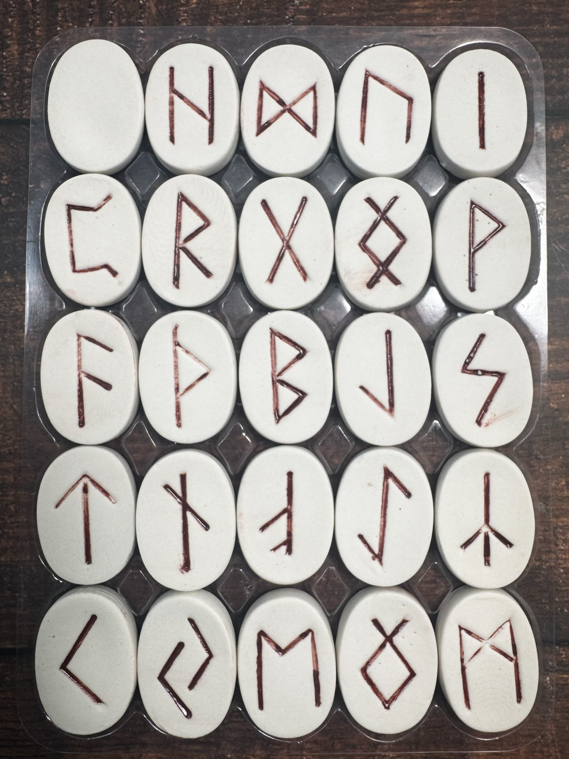 The Book of Runes - runų ir knygos rinkinys | U.S. Games Systems