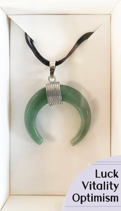Green Aventurine - žalio aventurino pusmėnulio pakabukas