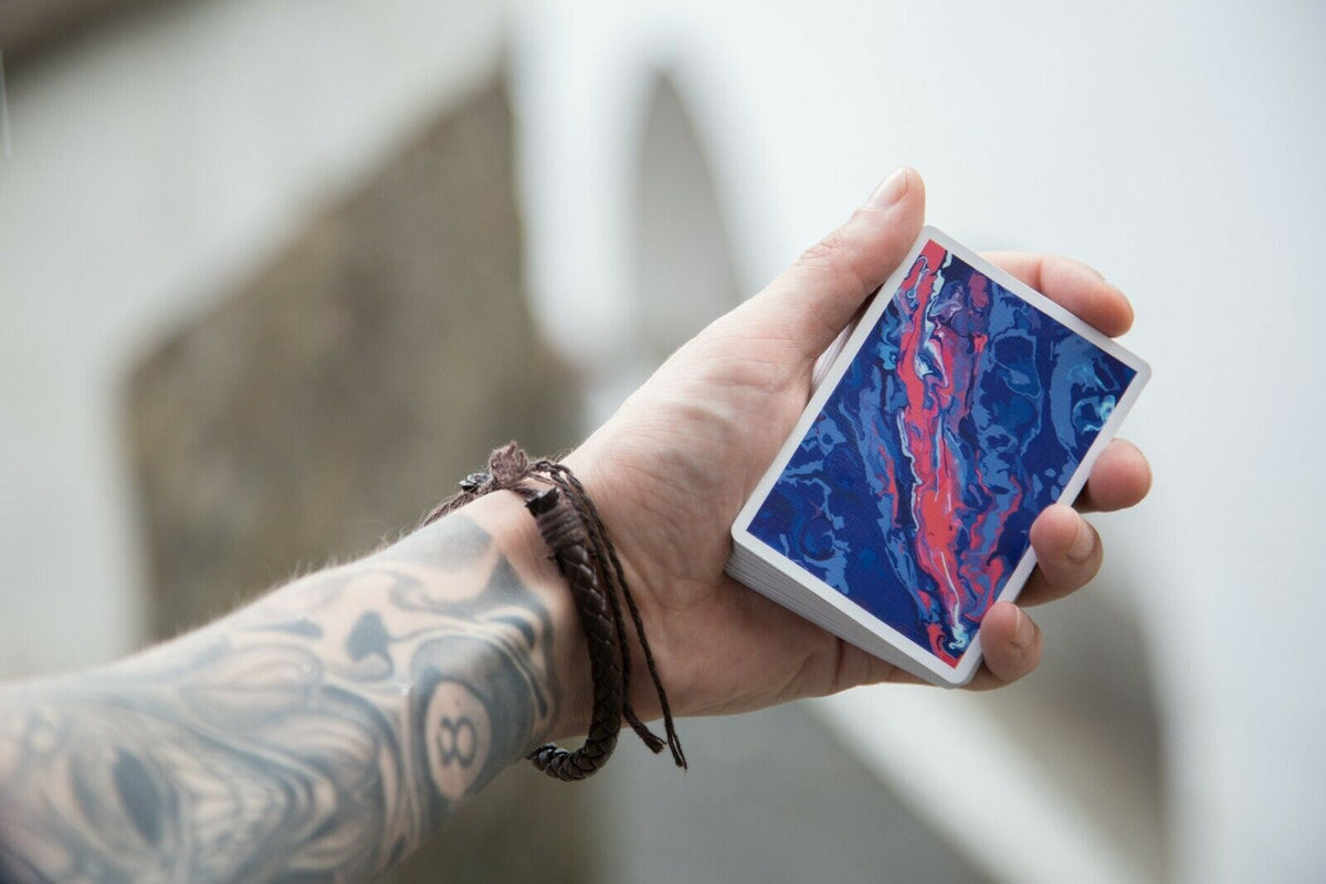 Fluid by Hadzhi - riboto leidimo žaidimo kortos